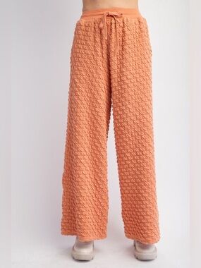 Easel Cloud Nine Pillow Puff Textured Hacci Lounge Pants in Apricot small